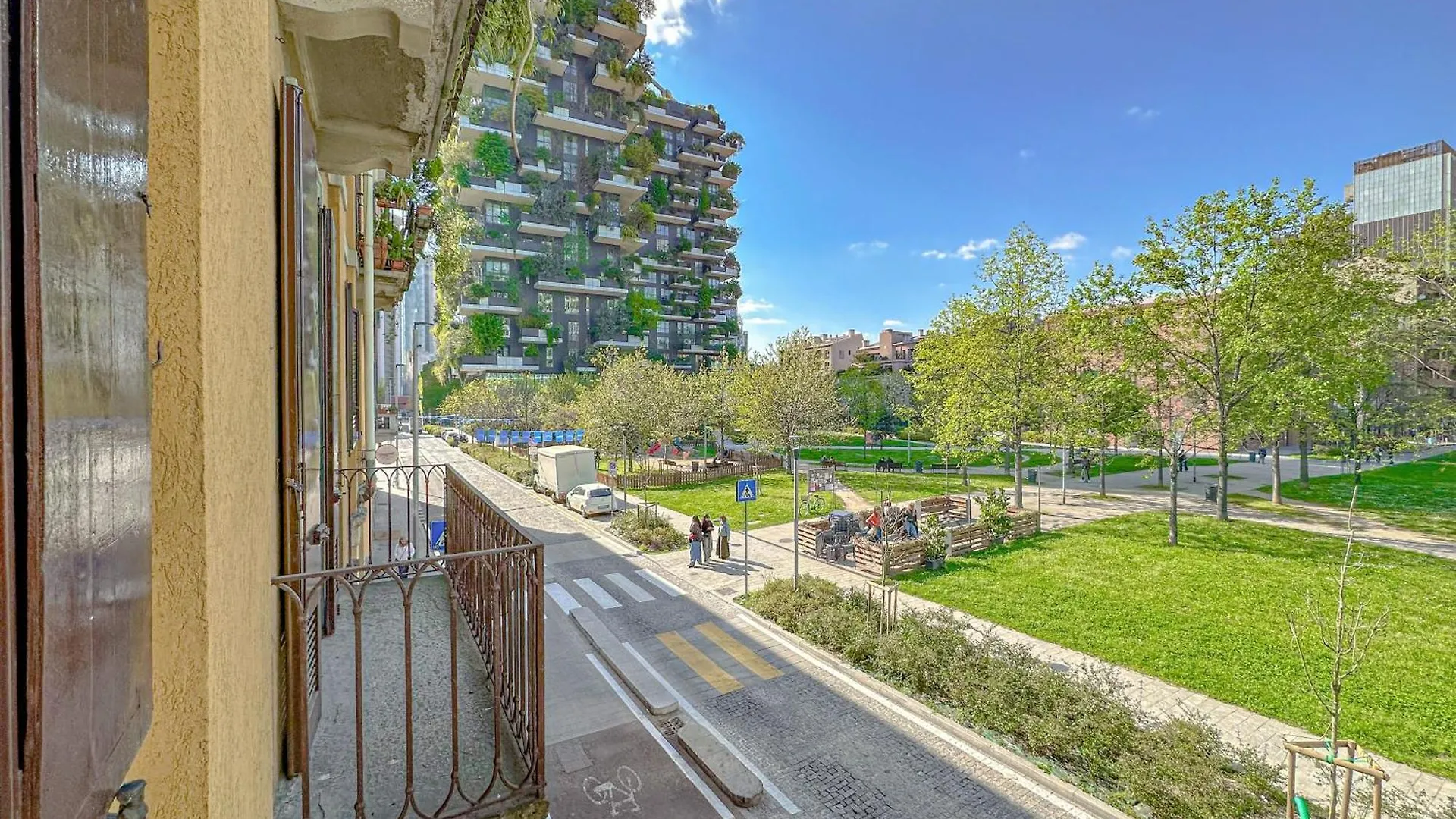 Castillia 22 - Terrazza Sul Bosco Verticale Μιλάνο 0*,
